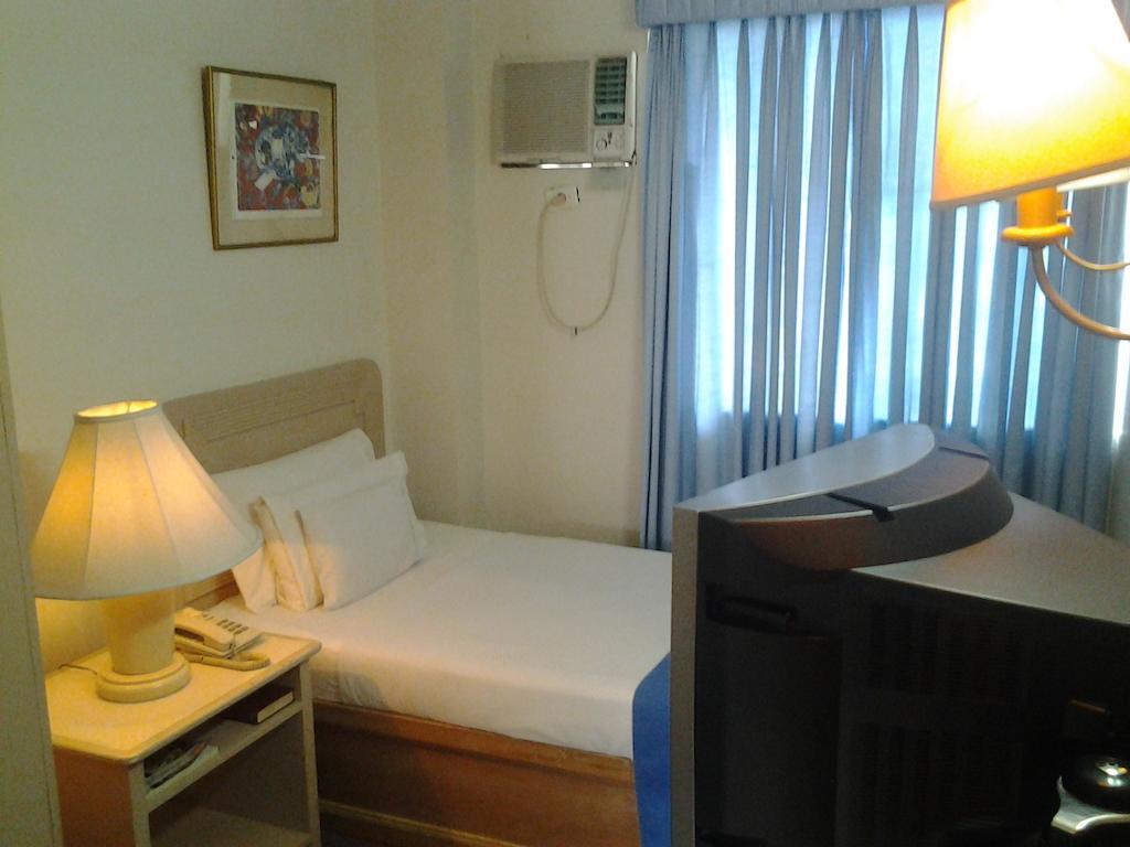 Hotel Galleria Davao City Eksteriør bilde